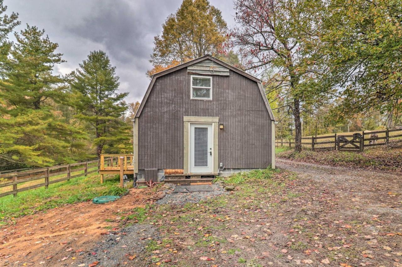 Rustic Hendersonville Farm Studio With Private Deck Ngoại thất bức ảnh